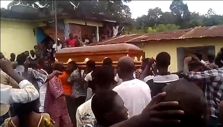 Unbelievable: See What Happened Next After Angry Corpse Refuses To Be Buried, Takes Villagers To House Of Its Killer” [Photos, Video]