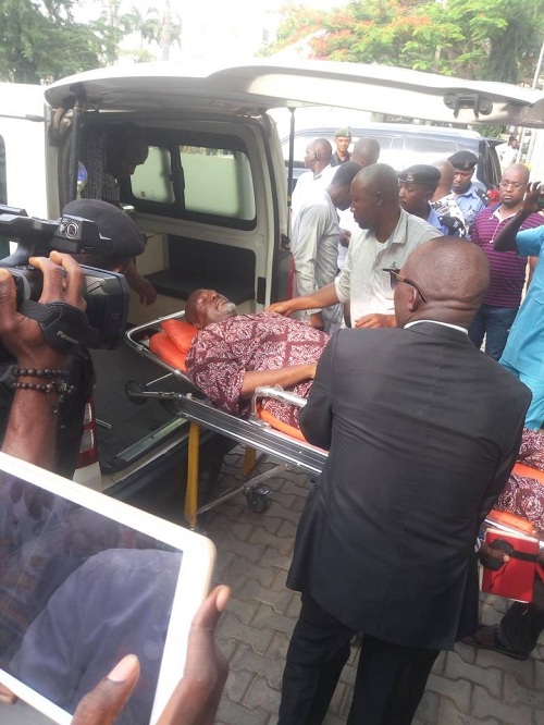 More Photos of Dino Melaye Being Brought Into the Court on A Stretcher, Re-Arrested By The Police After Granted Bail