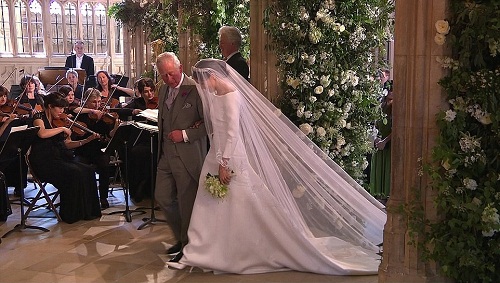 #RoyalWedding: Prince Harry Cries Endlessly As Meghan Arrives The Alter In A Spectacular Wedding Dress [Photos]