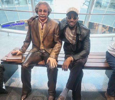 Singer, D'banj MEETS Albert Einstein [Photos]