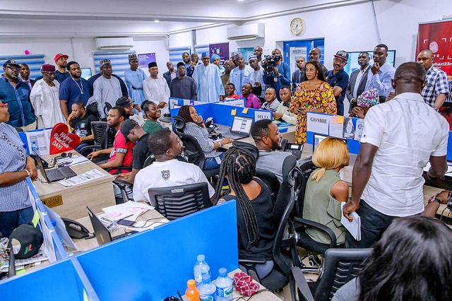 #NigeriaDecides: Photos of President Buhari as He Visits APC Situation Room in Abuja