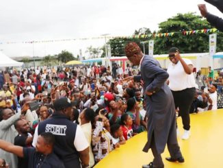 Lai Mohammed Spotted Rocking To Teni's Performance at a Function in Port Harcourt [Photos]