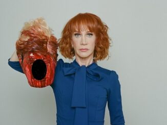 Kathy Griffin re-tweets her Controversial Donald Trump Severed Head Photo