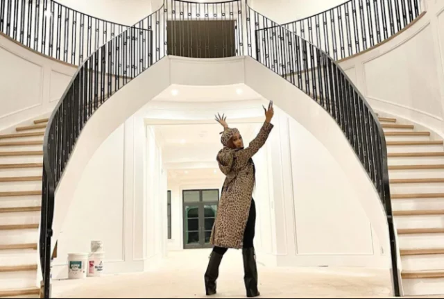 Rapper Cardi B Achieves her Dream of Owning a House in New York - Gistlover