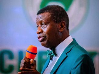 Pastor Adeboye Shares Shocking Experience With an Obsessed Woman Who Threatened to K!ll his Wife